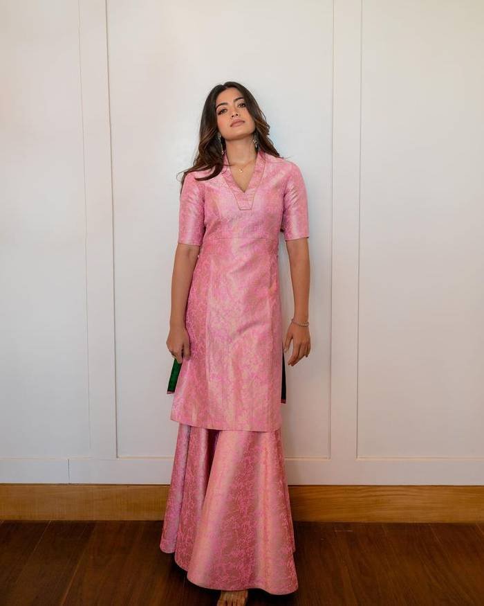 rashmika mandanna_teluguvox6